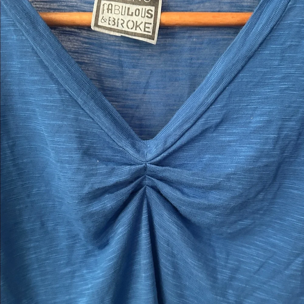 Young Fabulous & broke Blue V-Neck girls Crop Top size 8